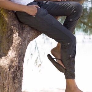 Athleta Convertible Shasta Pants